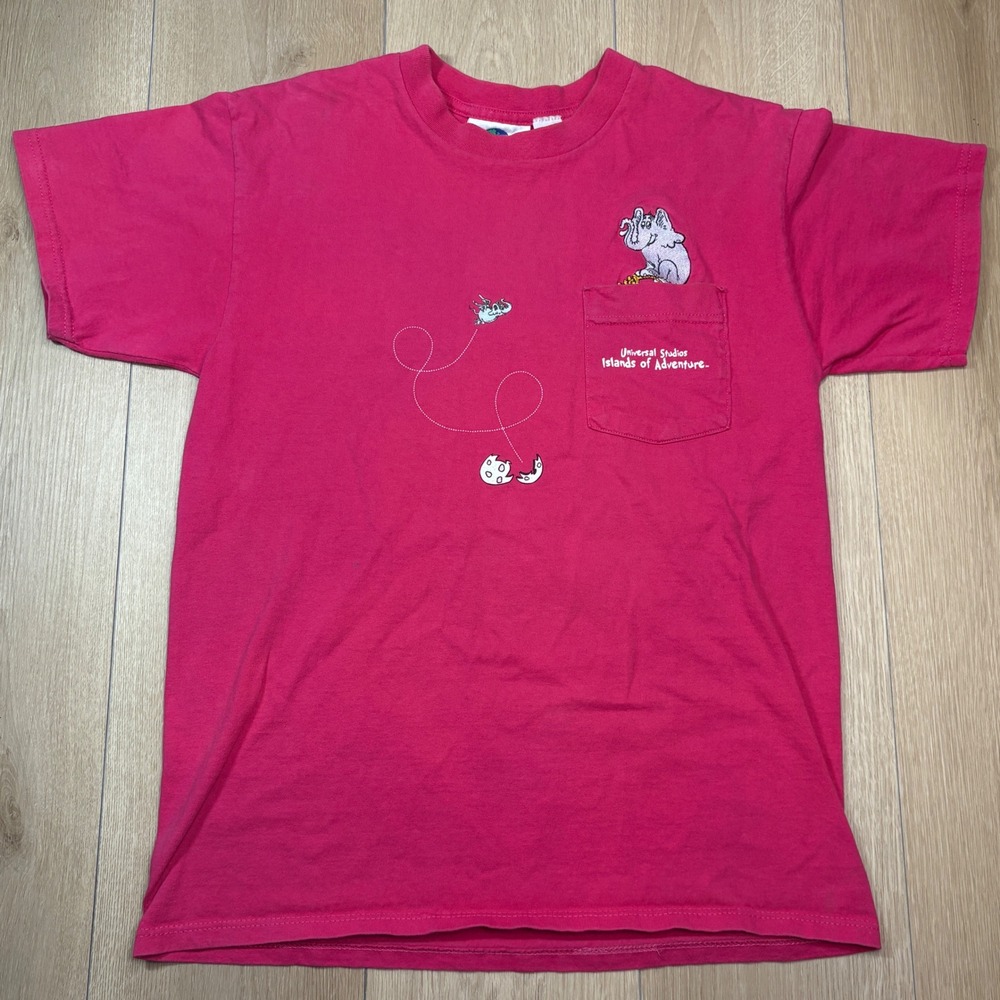 Universal Studios Islands of Adventure Horton Hears a Who Dr Seuss Pink T-Shirt